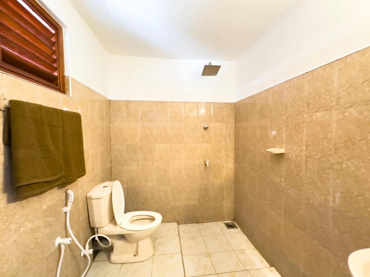 One Minute Mirissa Hostel Εξωτερικό φωτογραφία