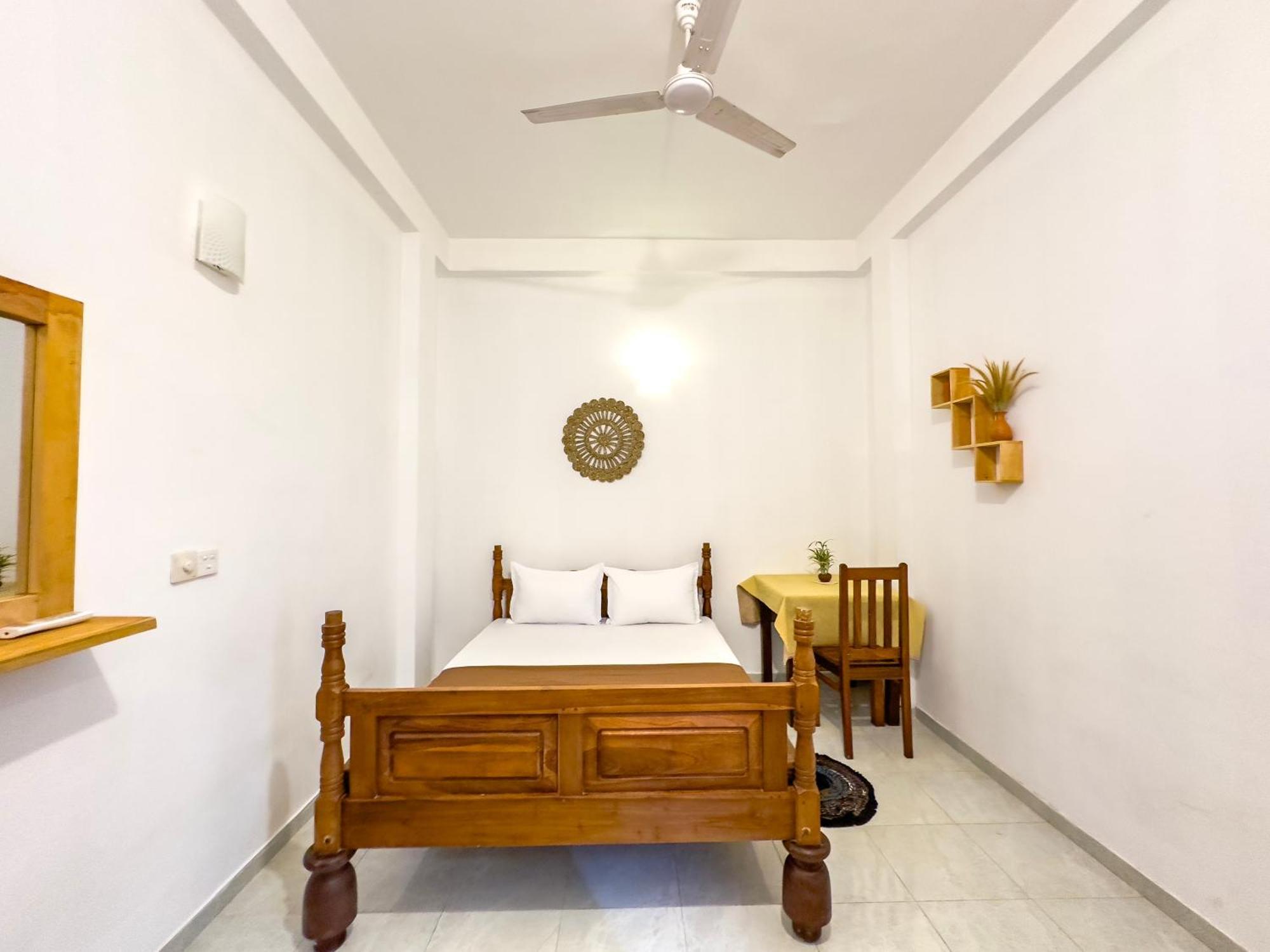 One Minute Mirissa Hostel Δωμάτιο φωτογραφία